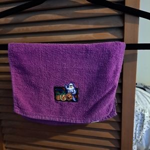 Is halloween handcloth